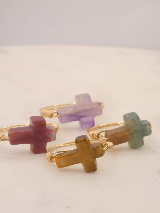 Bague Sacrà artisanale en gold filled — Made of Dreams par Eva bijoux faits main