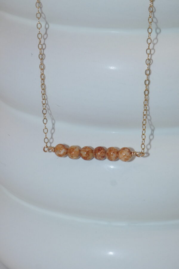 Collier MAHE