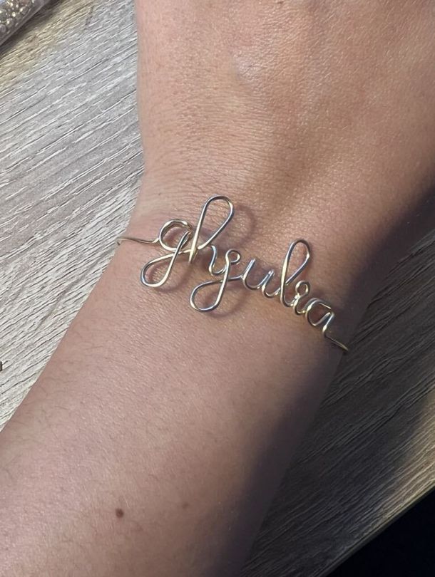 Jonc personnalisé prénom écrit en gold filled 14 carats — Made of Dreams par Eva
